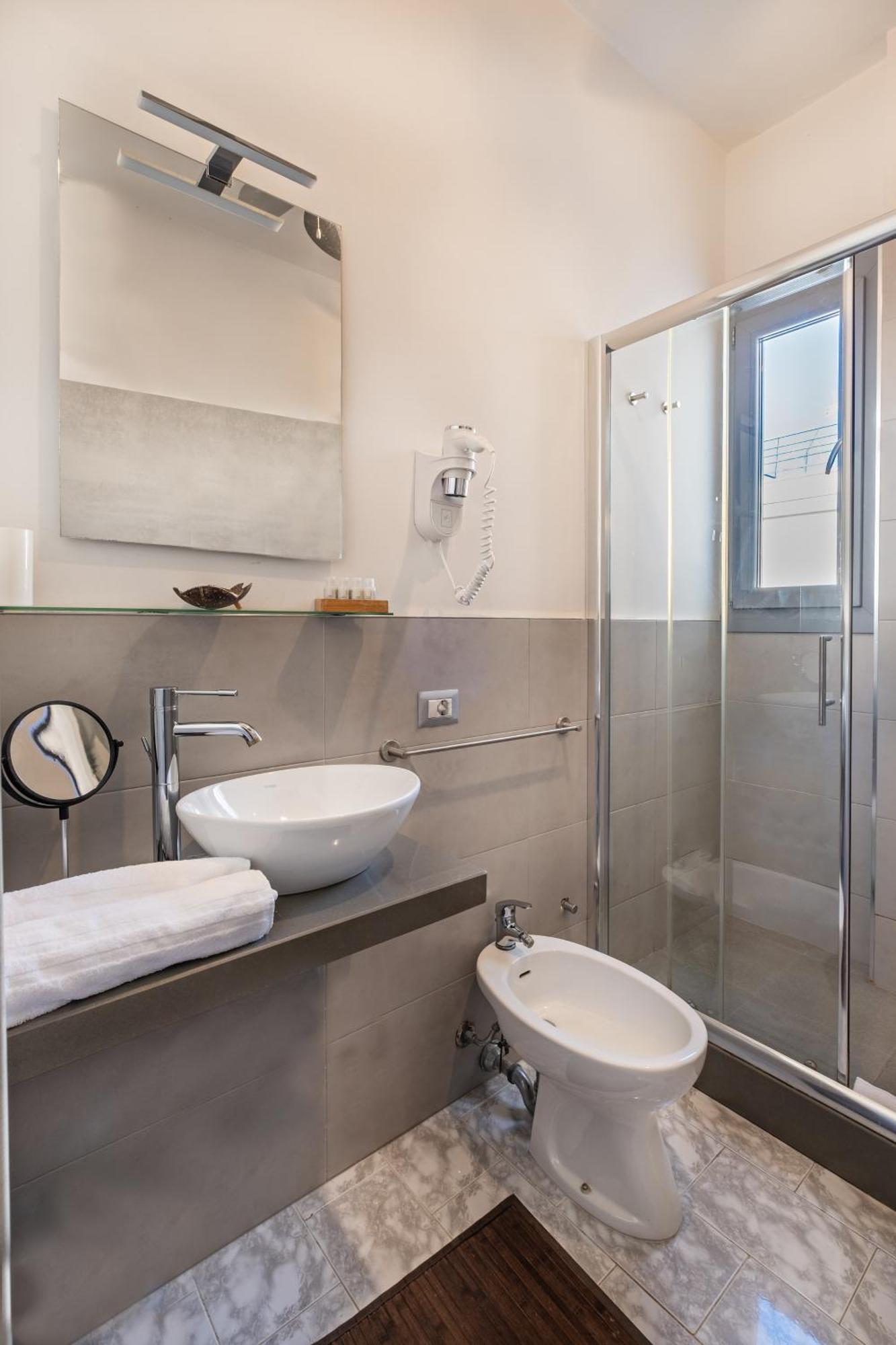 Penthouse Station Luxury Apts Le Dimore Brindisi Buitenkant foto
